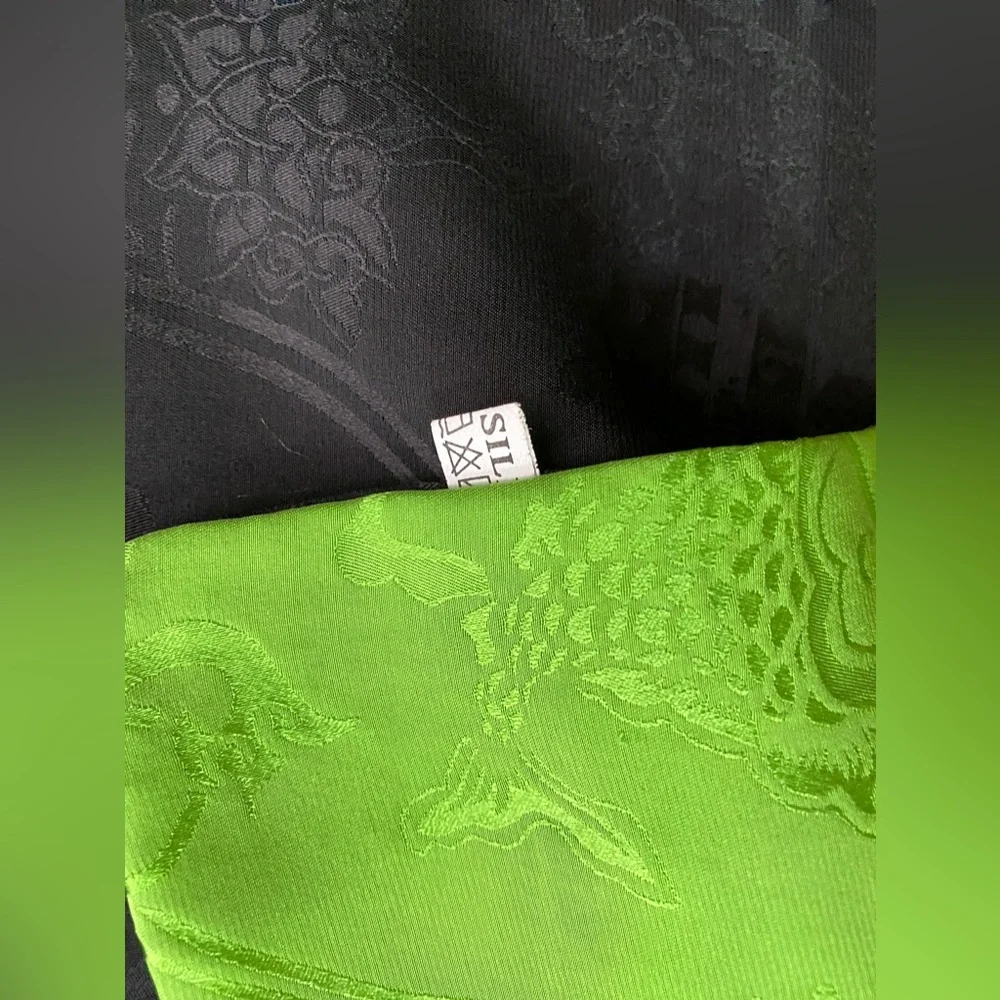 Trends JACQUARD Reversible pure Silk long Scarf green black Two Tone Unisex